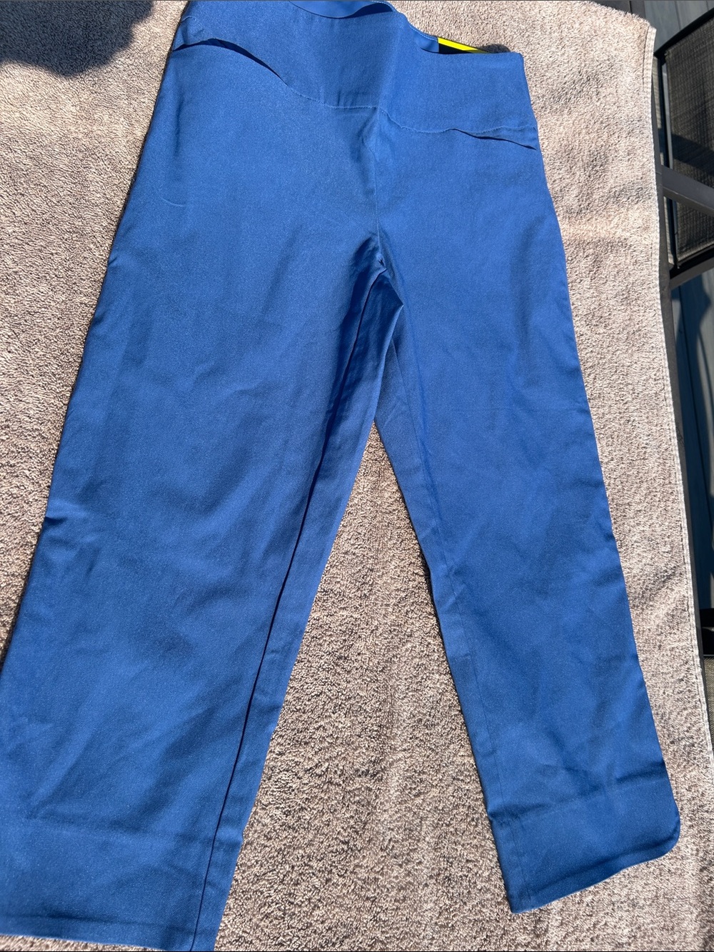 NWT Women's size 6 High-Waist Wide-Leg Capris in Royal Blue